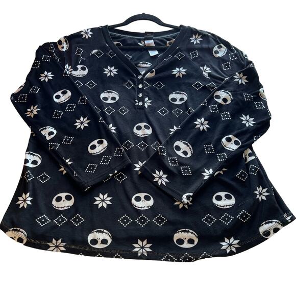 Disney The Nightmare Before Christmas Women's Henley Velour Top 3X Sleepwear - Picture 1 of 13